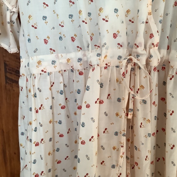 Christy Dawn Della Dress in Carnelian Aster Garden - Picture 10 of 10